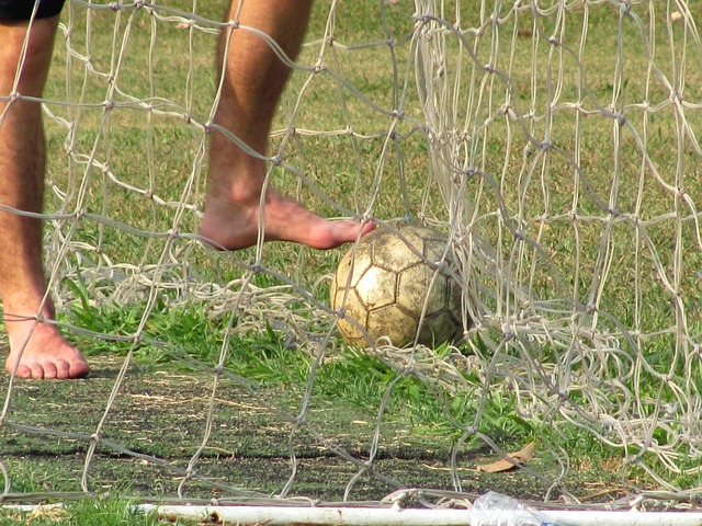 18强赛国足0：2不敌澳大利亚 无缘直通世界杯.